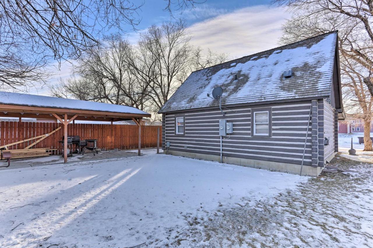 Maltese Ranch Cabin Near Medora Attractions! Villa Exterior photo